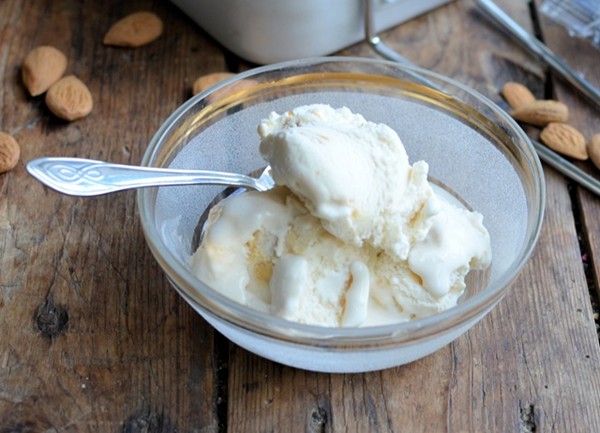 Dairy-free almond ice cream