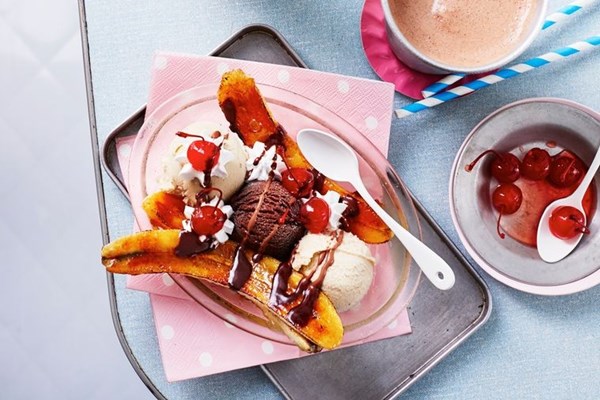 Dairy-free caramelised banana split