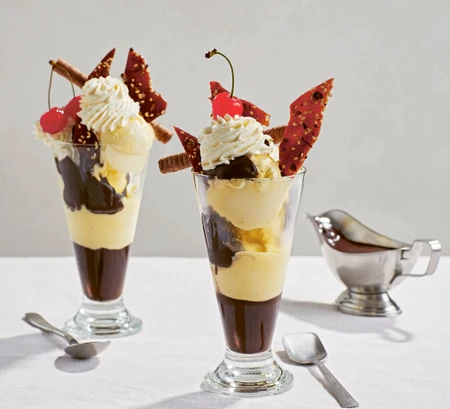 Dame blanche with sesame-coffee toffee