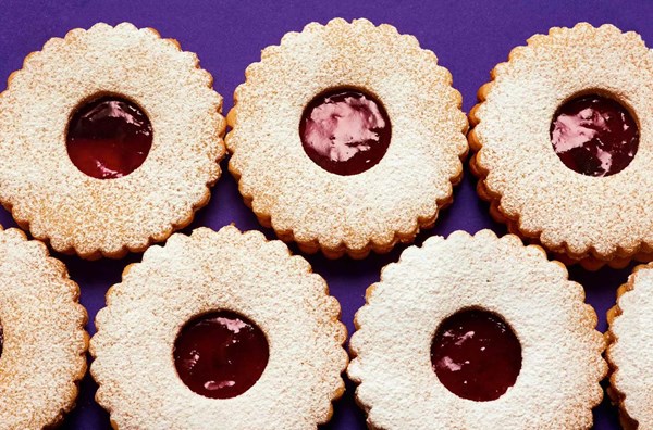 Damson Linzer sandwich cookies
