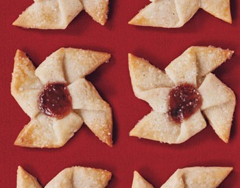 Damson plum pinwheels