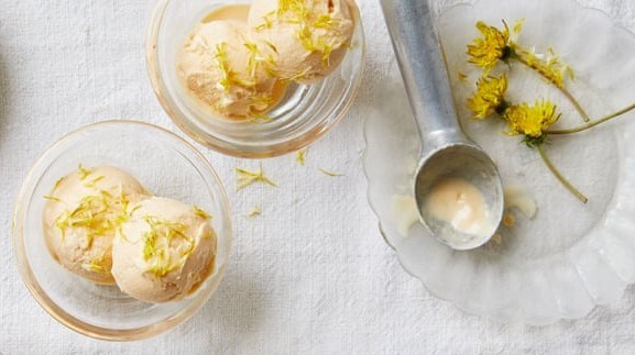Dandelion ice-cream