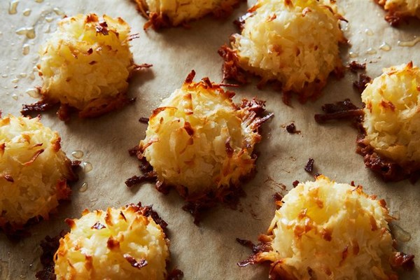 Danielle Kartes' coconut custard macaroons