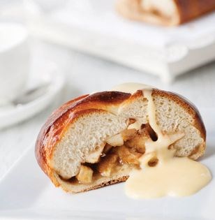 Danish apple plait
