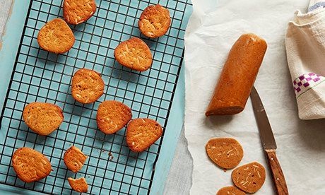 Danish gluten-free cinnamon and almond thin biscuits