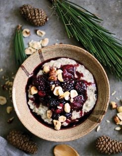 Danish grød with cardamom berries