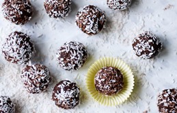 Danish rum truffles (Romkugler)