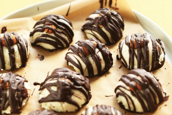 Dark chocolate almond coconut bites