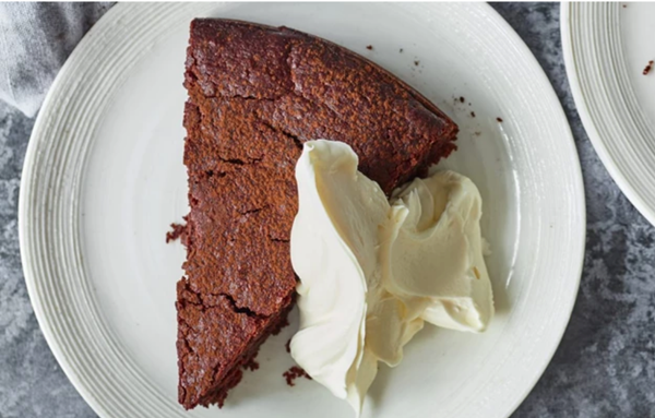 Dark chocolate and beetroot cake