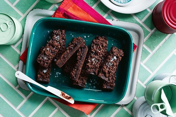 Dark chocolate and cherry crumble bars