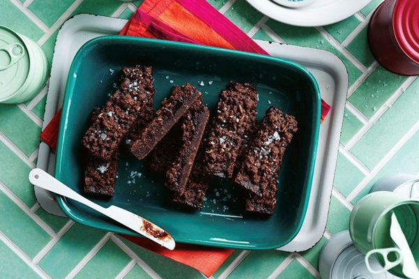 Dark chocolate and cherry crumble bars