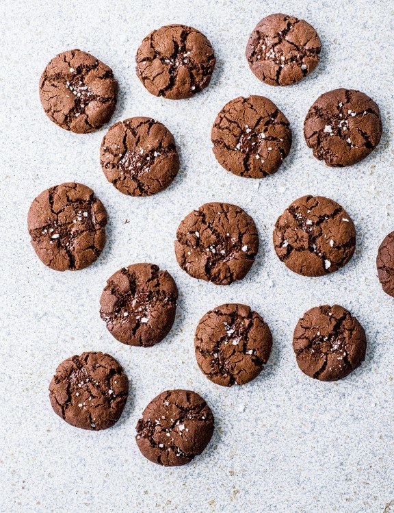 Dark chocolate and olive-oil cookies