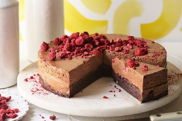Dark chocolate and raspberry mousse cake