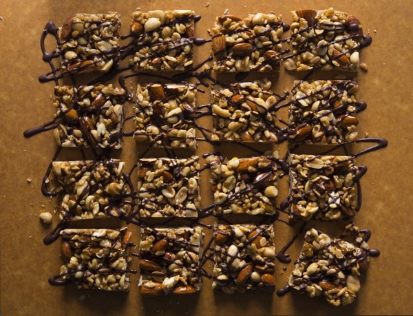 Dark chocolate and sea salt bars