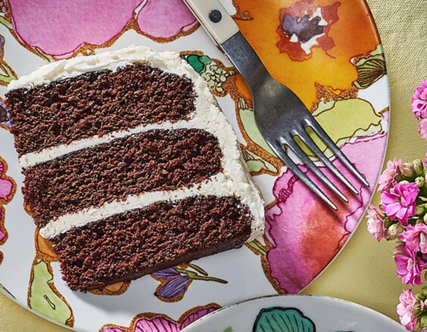 Dark chocolate cake with vegan buttercream