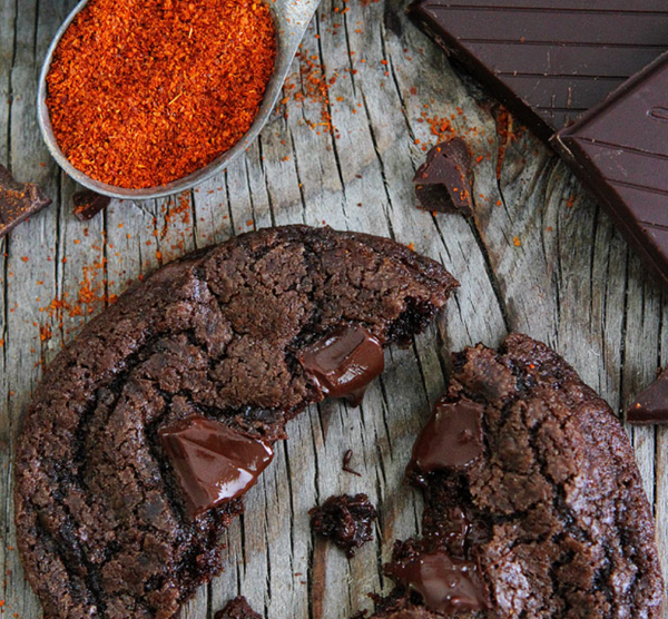 Dark chocolate chili cookies