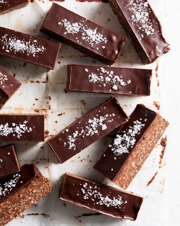 Dark chocolate crunch bars