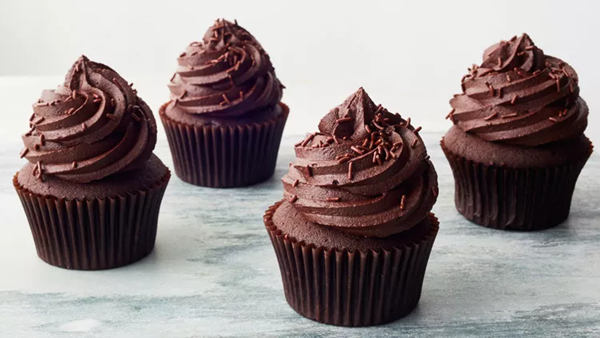 Dark chocolate frosting