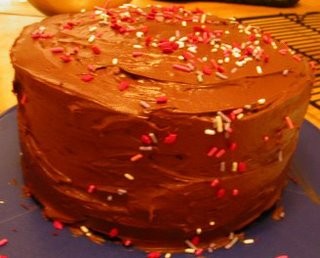 Dark chocolate fudge icing
