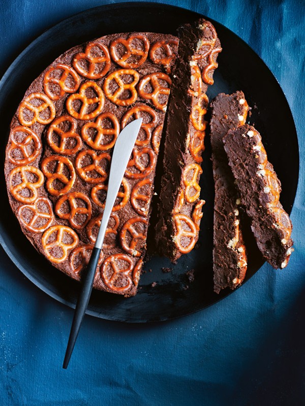 Dark chocolate pretzel cake