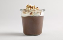 Dark chocolate pudding with pretzels