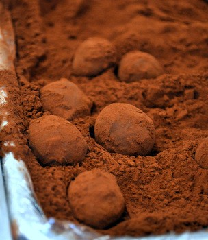 Dark chocolate truffles