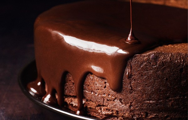 Darkest chocolate cake with red wine glaze