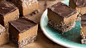Date & cashew caramel slice [Nadia Lim]