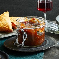 Date & tamarind chutney