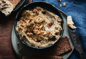 Date & walnut dip