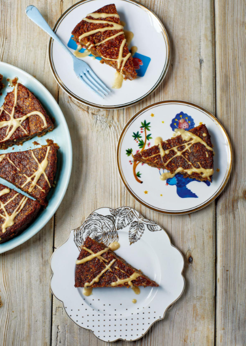 Date and almond cake with caramel sauce
