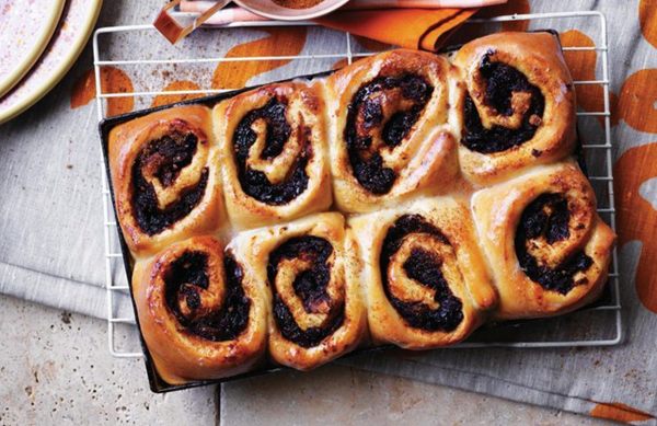 Date and cinnamon scrolls