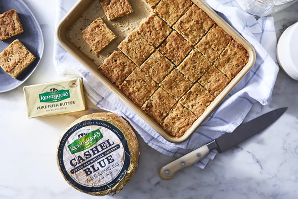Date, blue cheese & rosemary shortbread