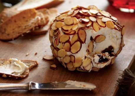 Date-cheese ball
