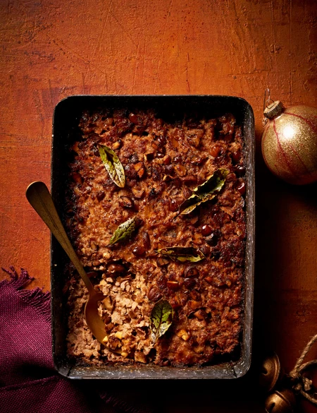 Date, chestnut and molasses stuffing