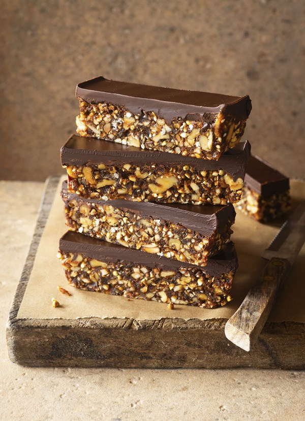 Date, nut and seed slice