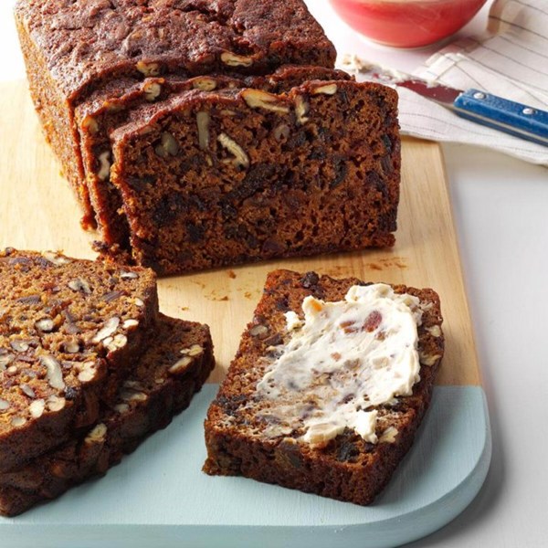 Date pecan tea bread