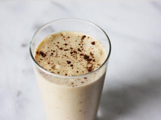 Date, tahini, and cardamom smoothie