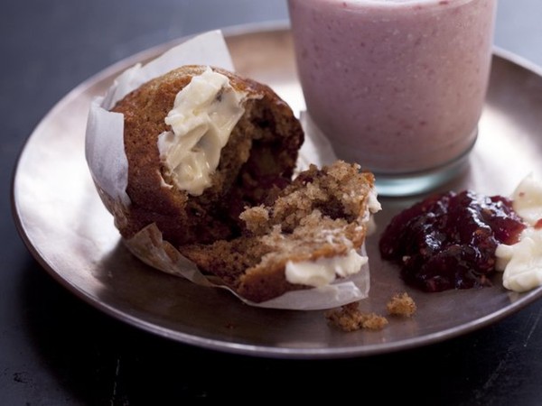 Date walnut muffins (Bake the Book)