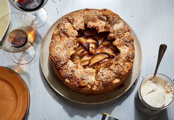 Deep-dish apple galette