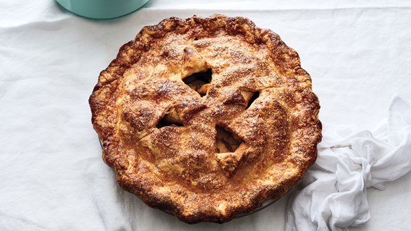 Deep-dish apple pie