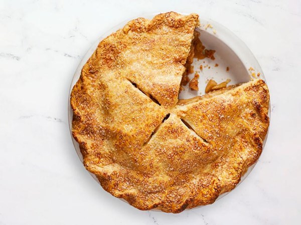 Deep-dish apple pie
