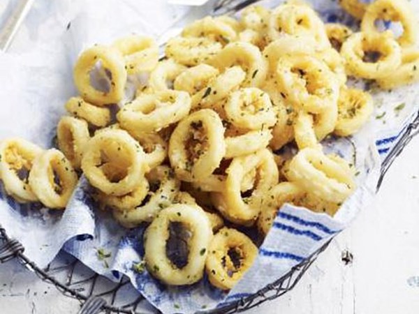 Deep-fried baby calamari