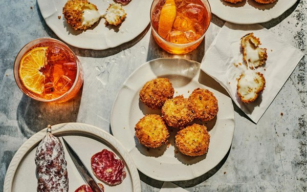 Deep-fried bocconcini balls