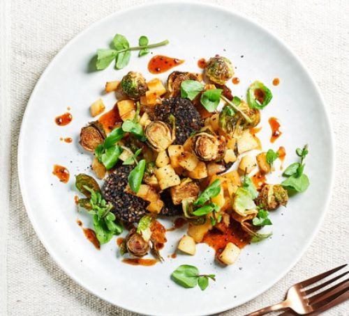 Deep-fried Brussels with black pudding & apple 