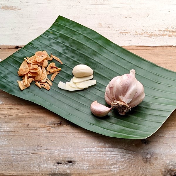 Deep-fried garlic & shallots