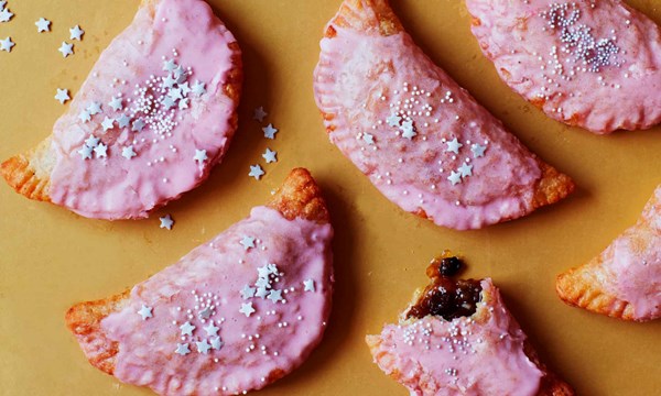 Deep-fried mince pies