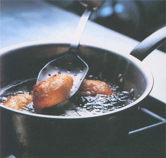 Deep-fried Stilton fritters