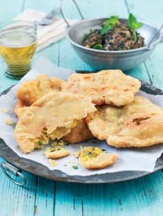 Deep-fried stuffed bread