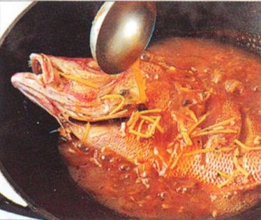Deep-frying and braising whole fish